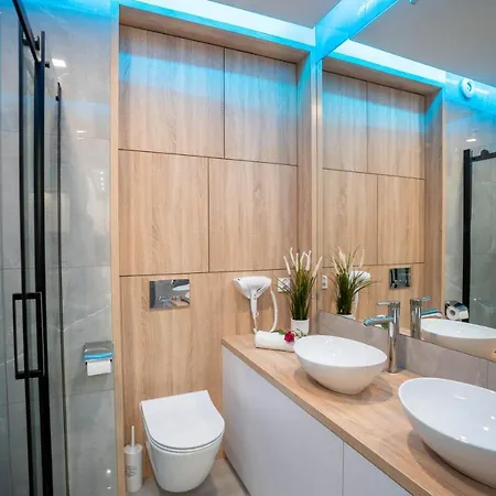 New Vip Blue Warszawa+parking Apartment