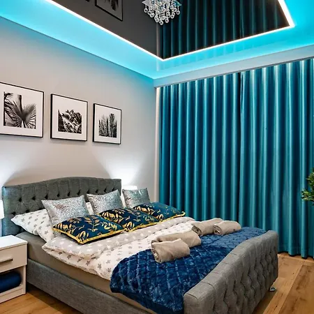 New Vip Blue Warszawa+parking * Wola Mrokowska