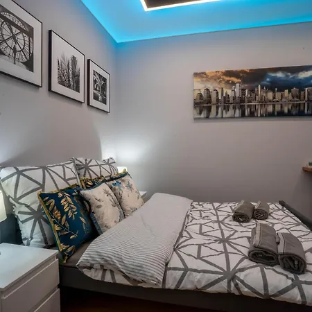 New Vip Blue Warszawa+parking Apartment Wola Mrokowska