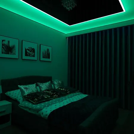 New Vip Blue Warszawa+parking * Wola Mrokowska