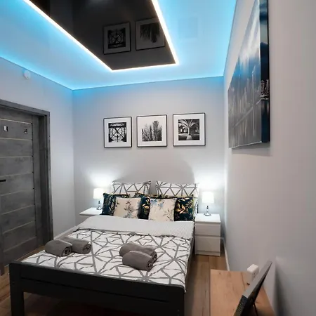 New Vip Blue Warszawa+parking *